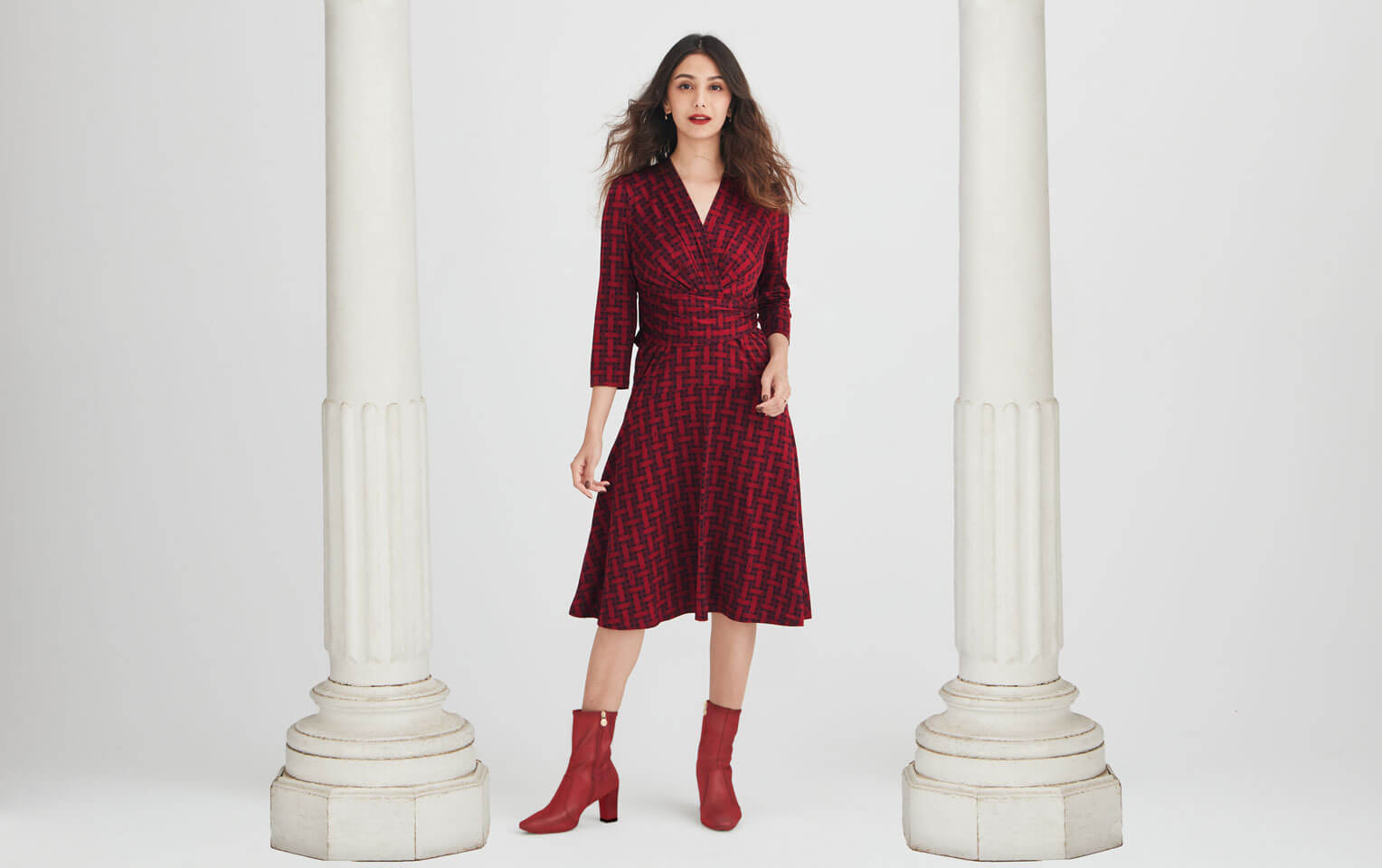 Lovely Red Coordinate