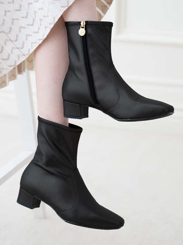Vegan store slouch boots