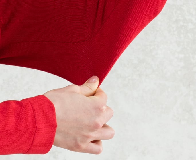 Cardigan_Stretch_Detail_Mobile_re01.jpg