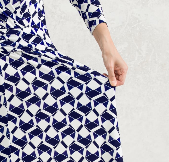 Material_Stretch_Detail_Mobile.jpg