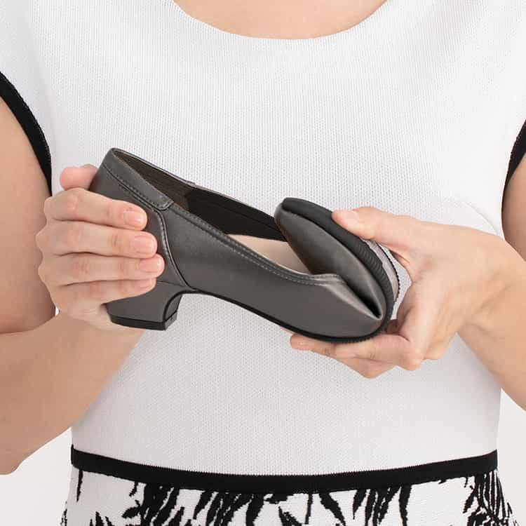 Flats_Fold_Detail_Mobile.jpg